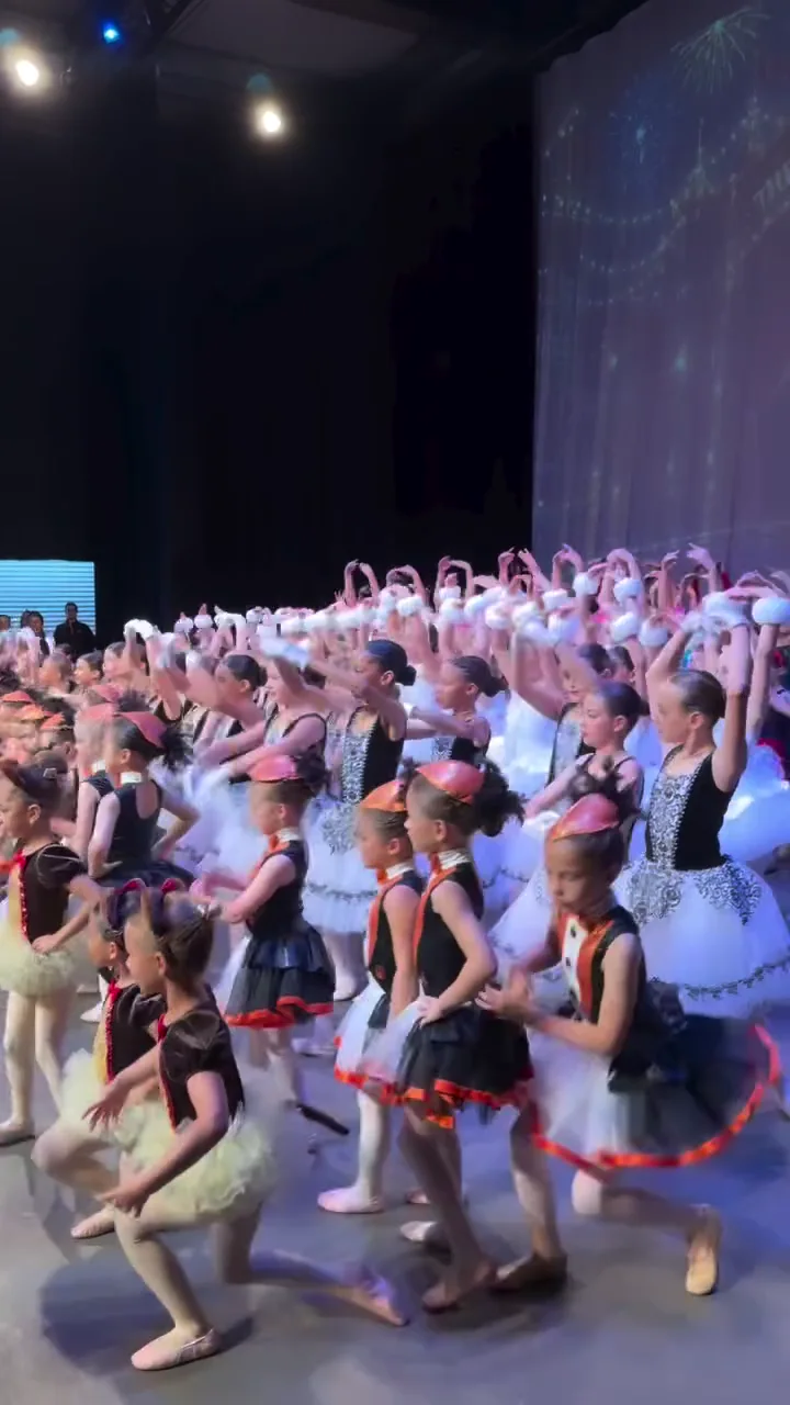 Miami Royal Ballet students performing together on stage